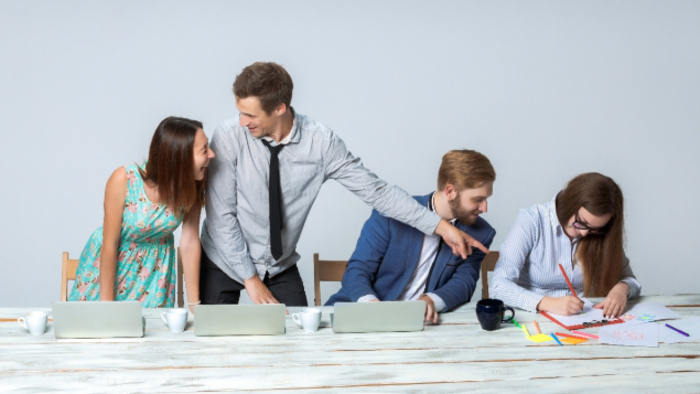 更换手机号或邮箱后，如何更新账号绑定信息？